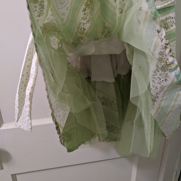 Strapless dress. - Picture 6 of 8